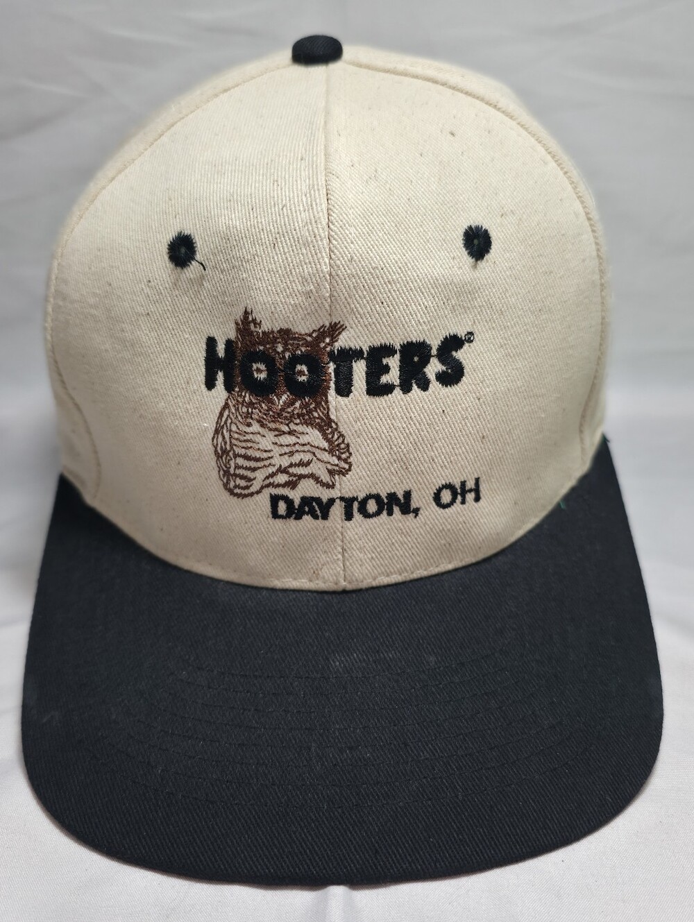 Vintage Rare Hooters Dayton Ohio Snapback Hat Denim Feel